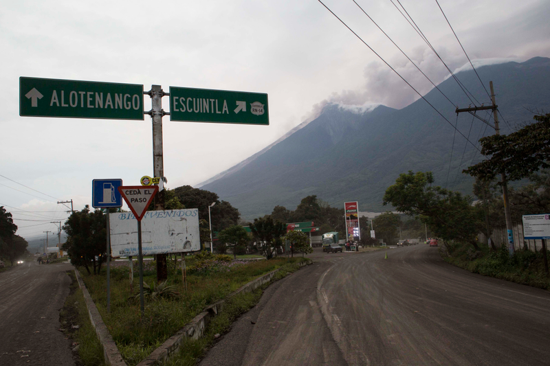 Illustration for article titled La violenta erupción del volcán de Fuego en Guatemala, en imágenes y vídeos